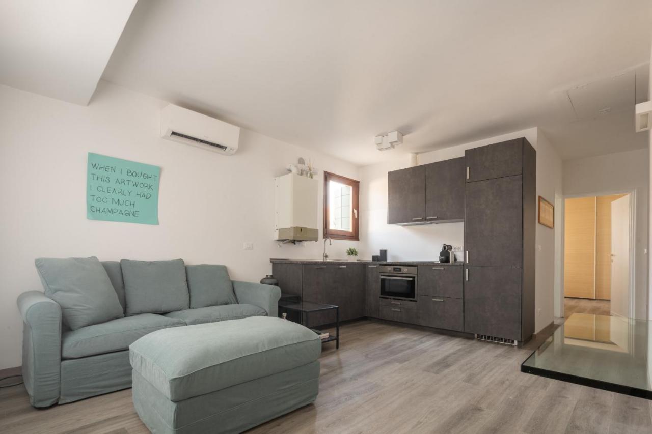 Bright Apartment On Venetian Roofs R&R Luaran gambar
