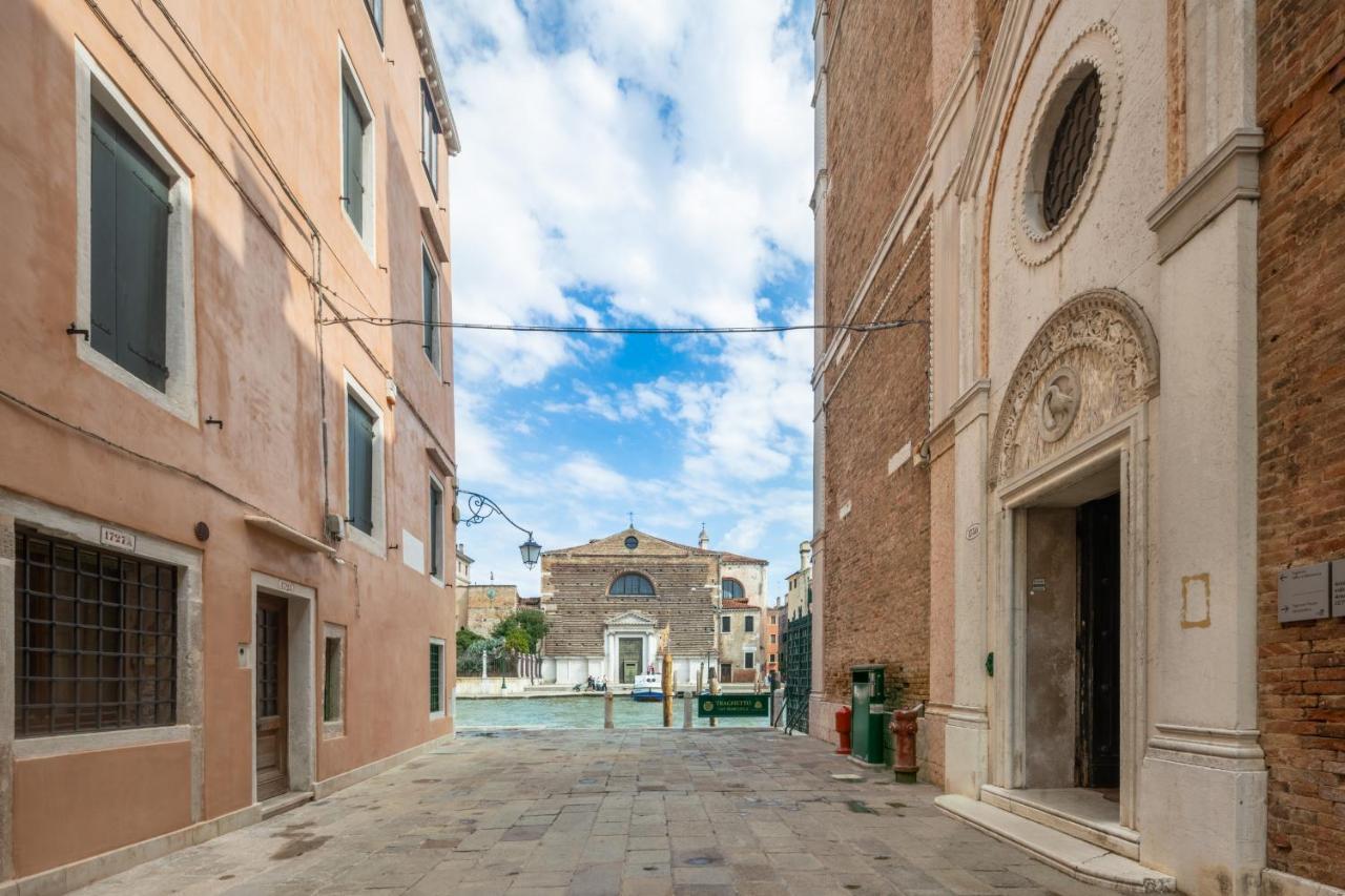 Bright Apartment On Venetian Roofs R&R Luaran gambar
